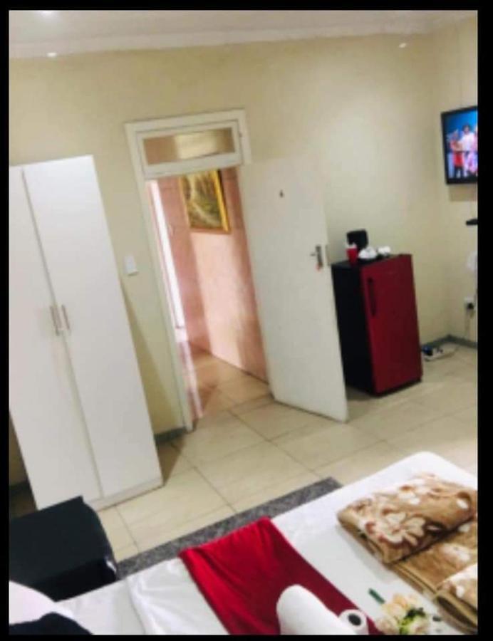 Starpoint Guest House Vereeniging Ngoại thất bức ảnh